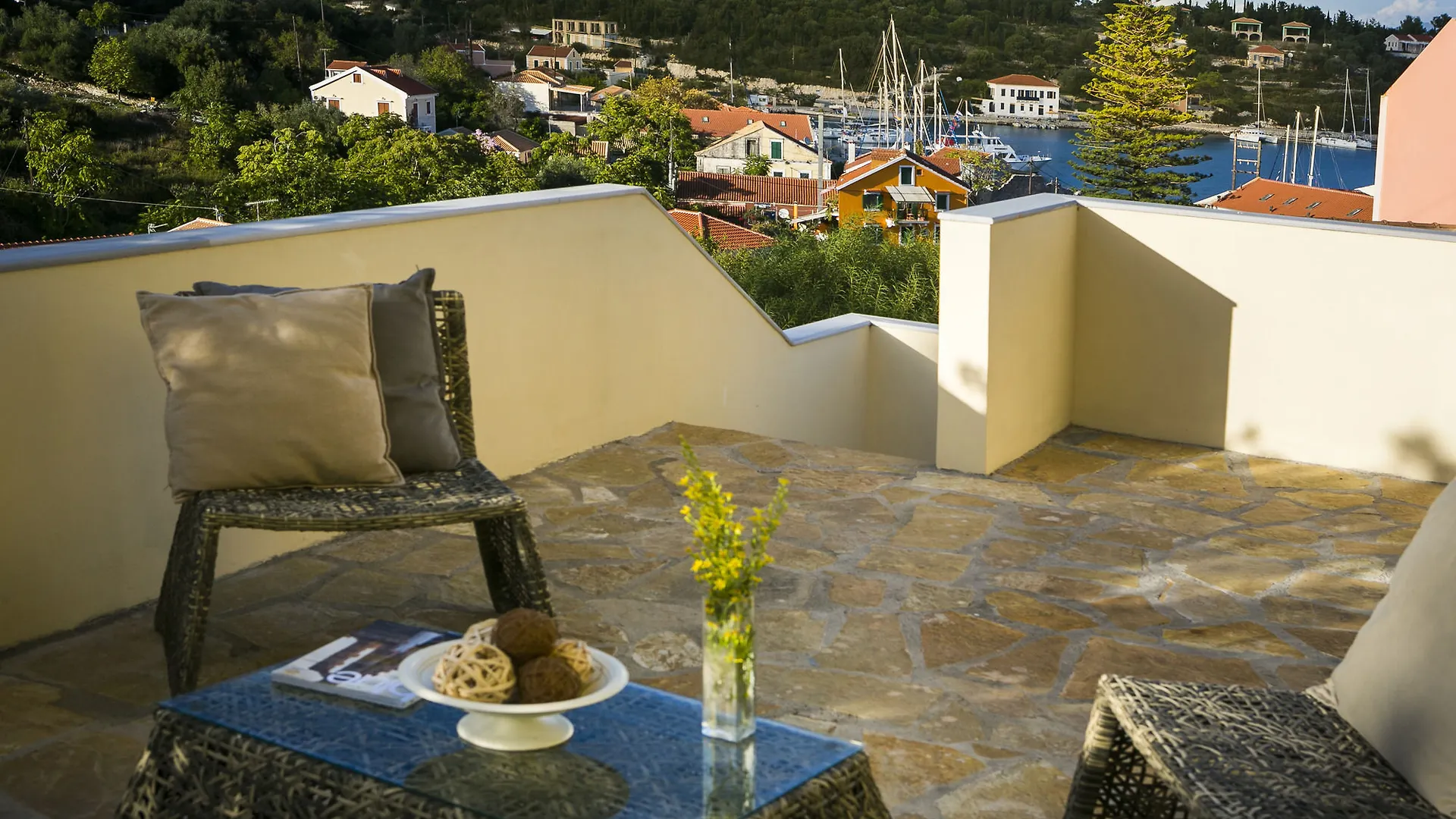 Villa Isalos location